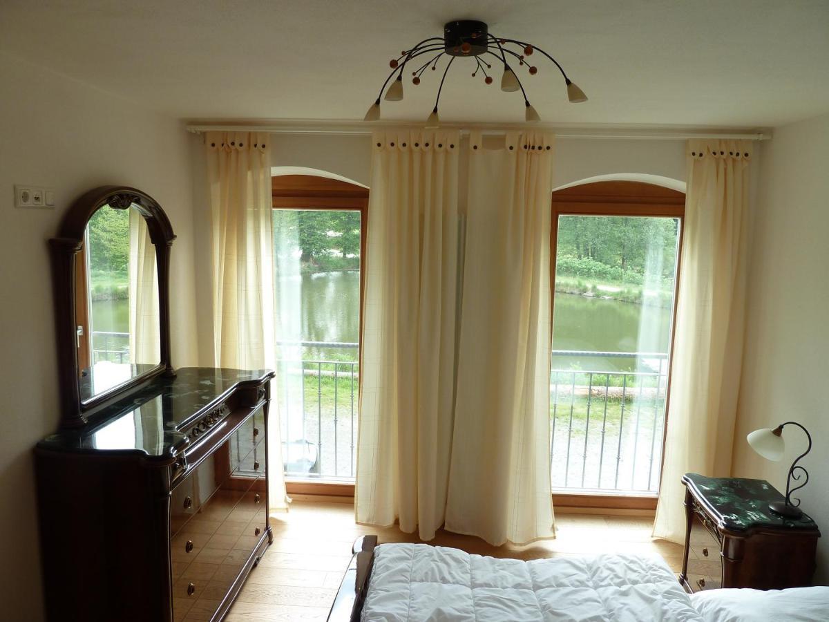 נוינבורג וורם ואלד Ferienwohnungen Am Buechlhof Im Oberpfaelzer Seenland מראה חיצוני תמונה